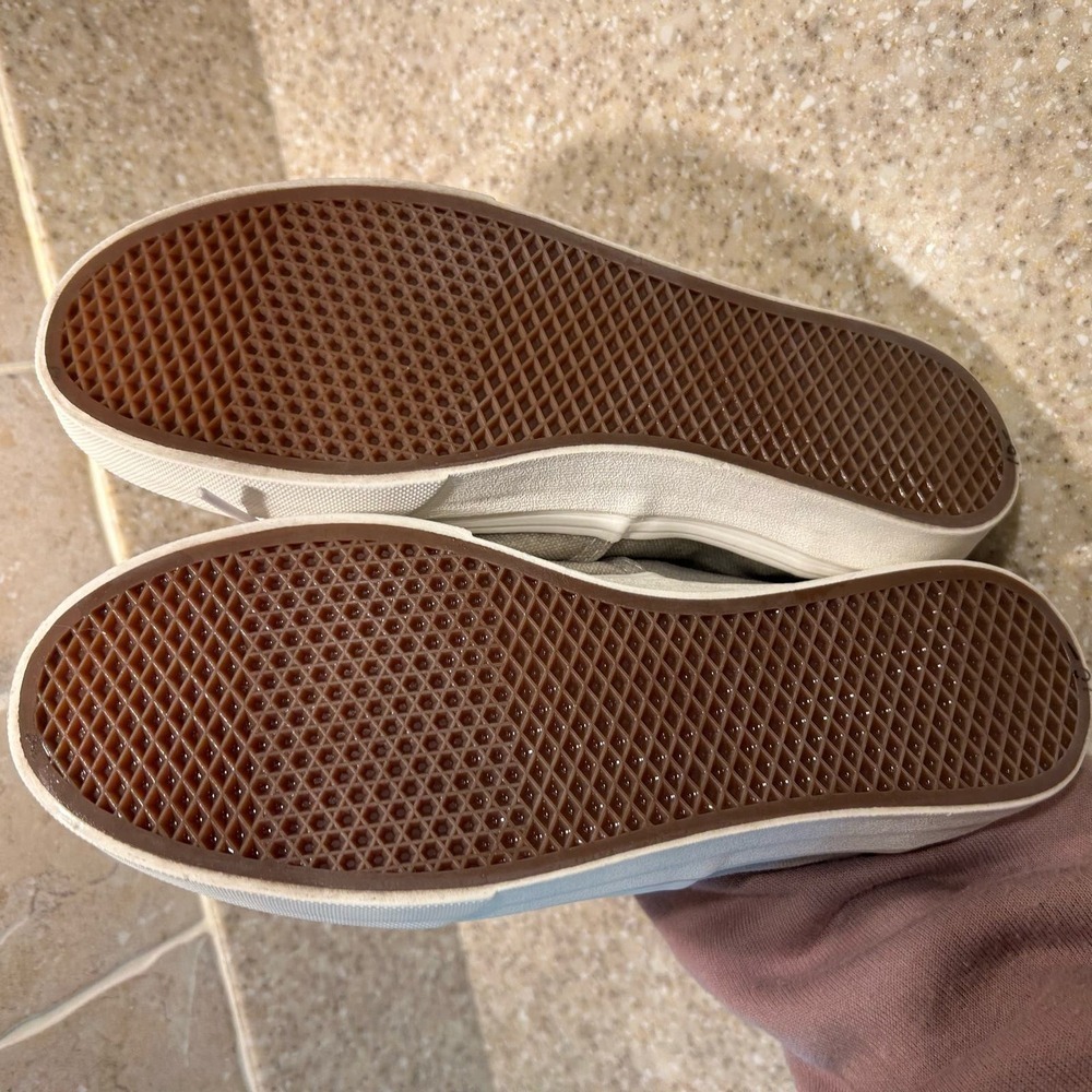 Vans Women's Size 8 Grey Sneaker - Picture 8 of 9
